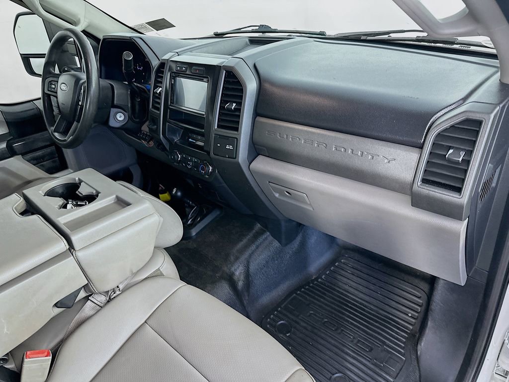 Used 2019 Ford F550 4x4 Crew Cab Super Duty image 25