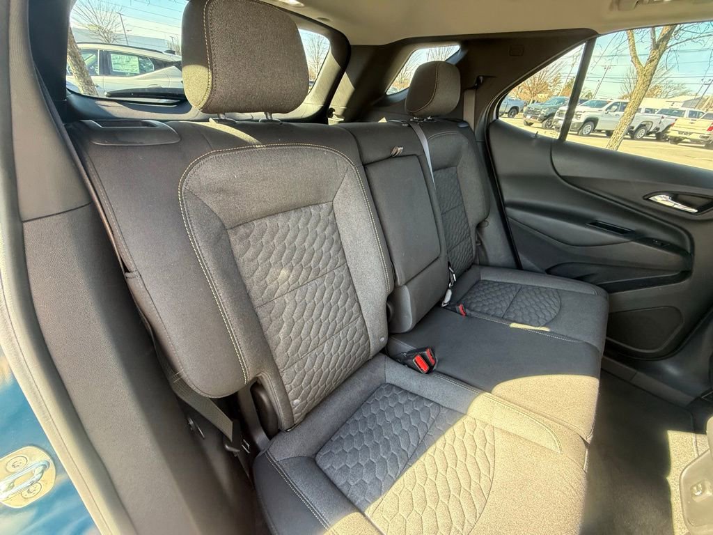 Used 2021 Chevrolet Equinox LT image 23