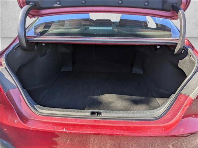 Used 2022 Toyota Camry LE image 29