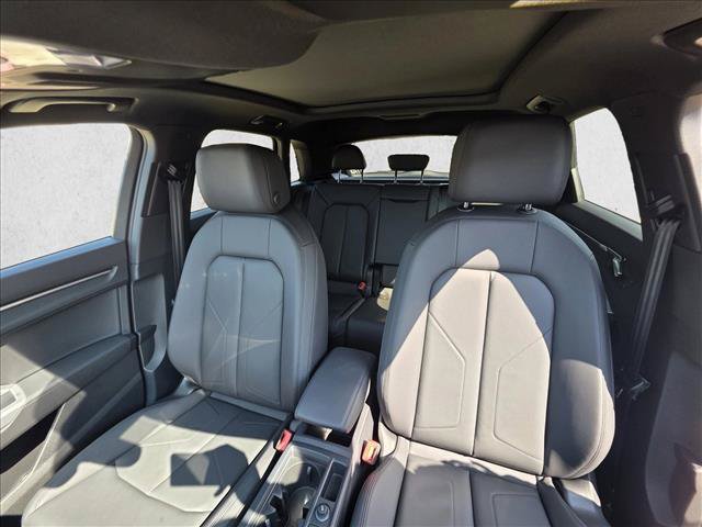 New 2025 Audi Q3 2.0T Premium w/ Convenience Package AWD/4WD image 16