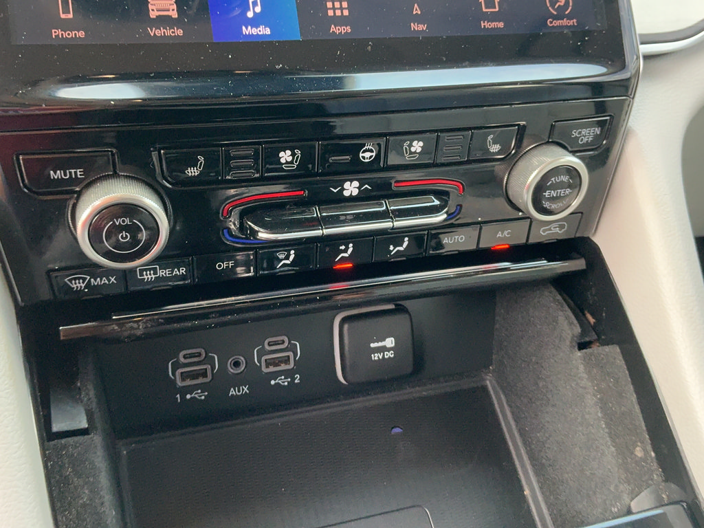 Certified 2021 Jeep Grand Cherokee L Overland w/ Luxury Tech Group IV AWD/4WD image 26