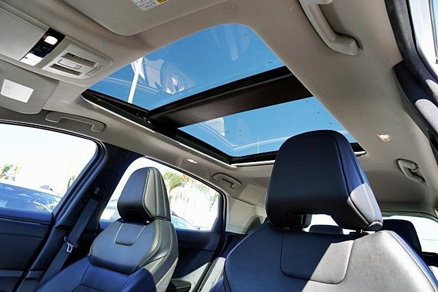 Certified 2024 Nissan Ariya FWD image 24