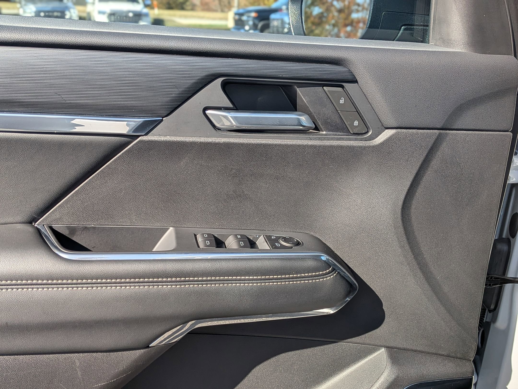 Certified 2025 GMC Acadia Elevation image 15