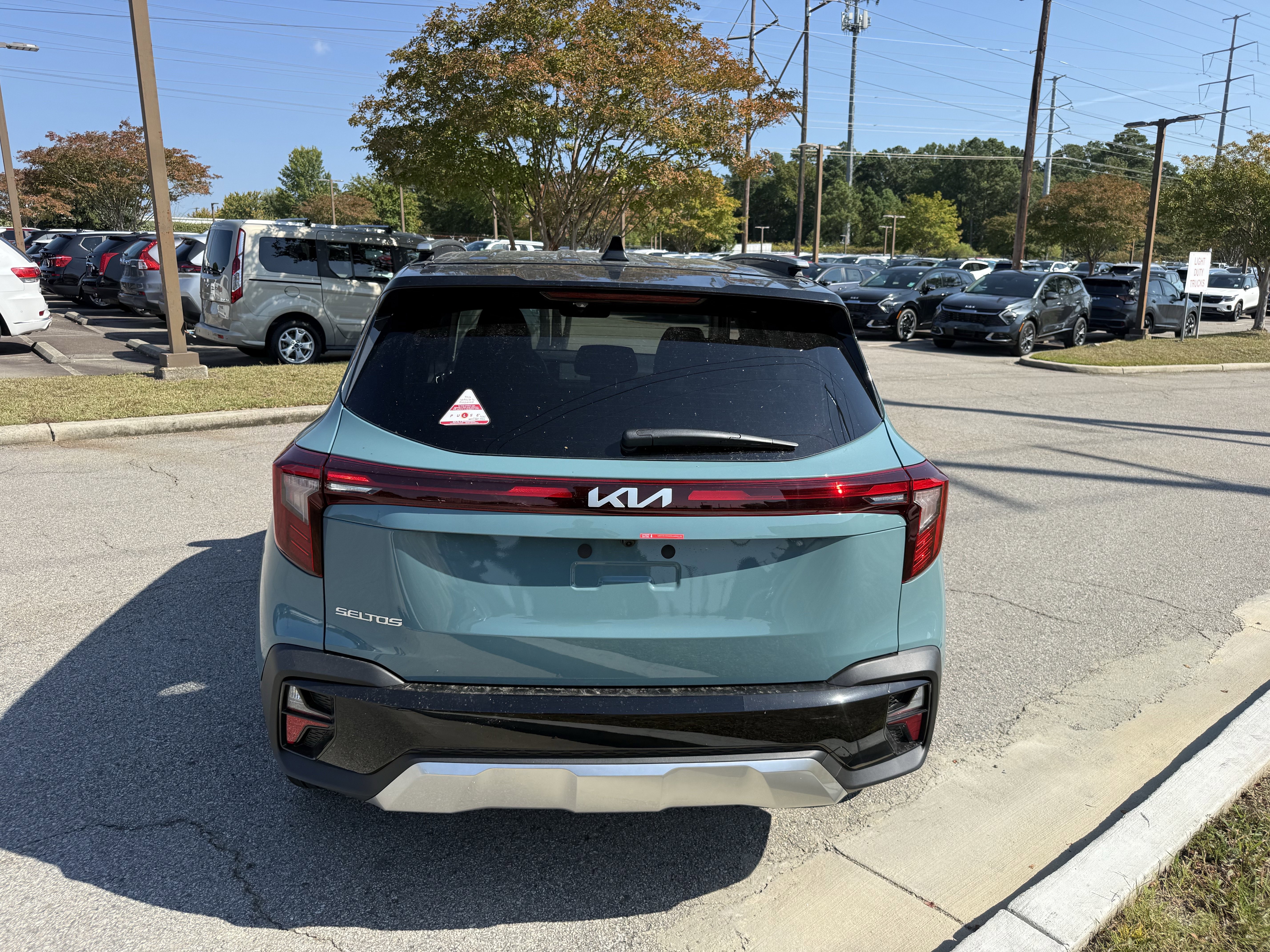 New 2026 Kia Seltos S image 4