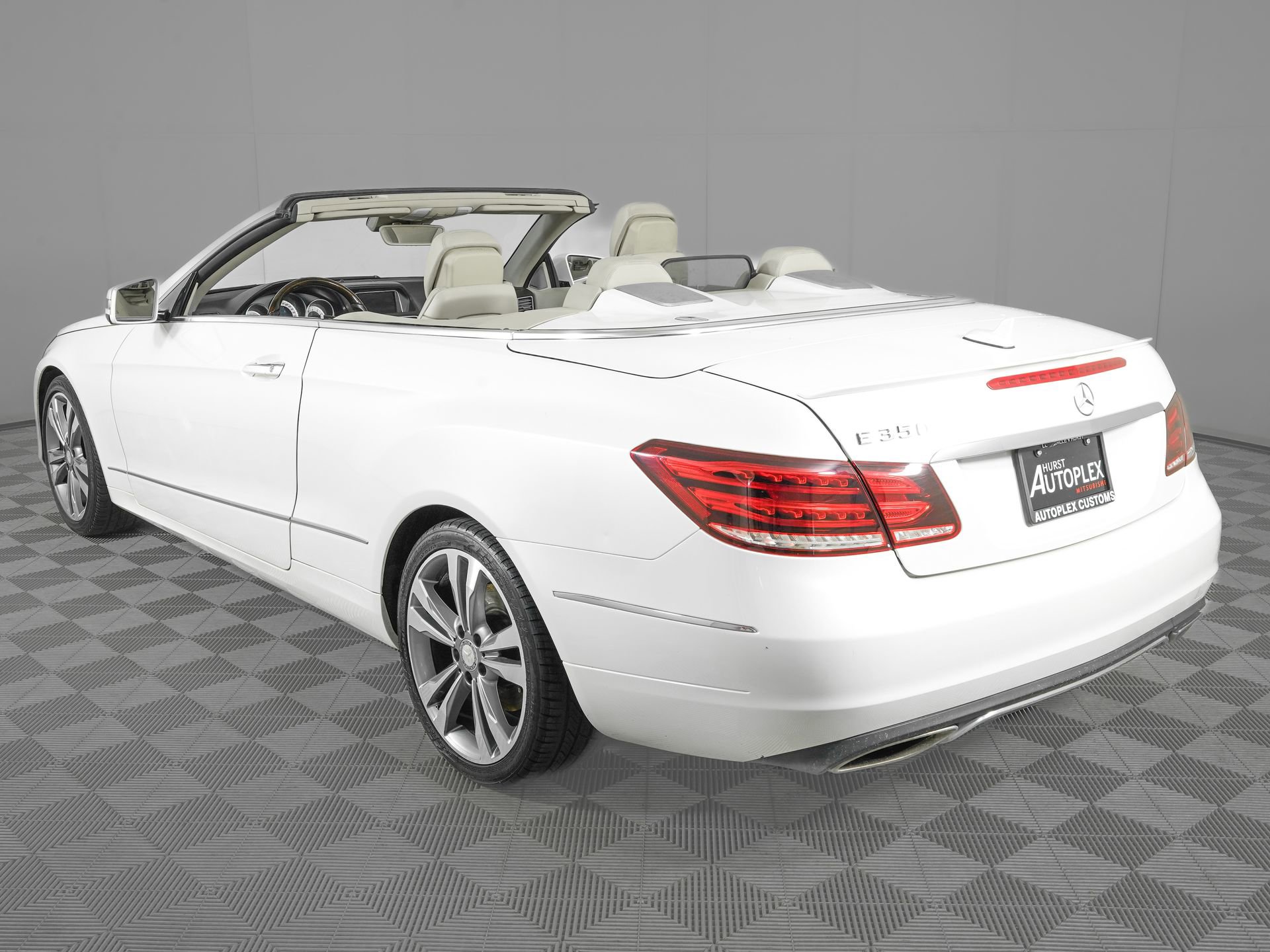 Used 2014 Mercedes-Benz E 350 Cabriolet image 9