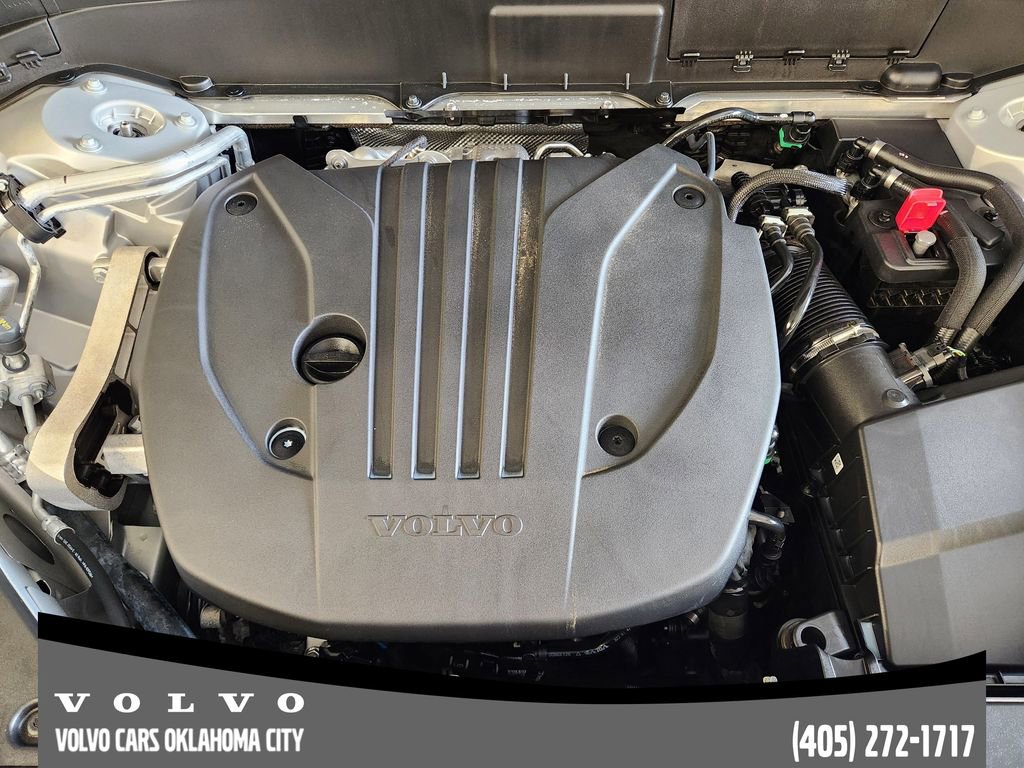 Certified 2025 Volvo XC90 B5 Plus image 33