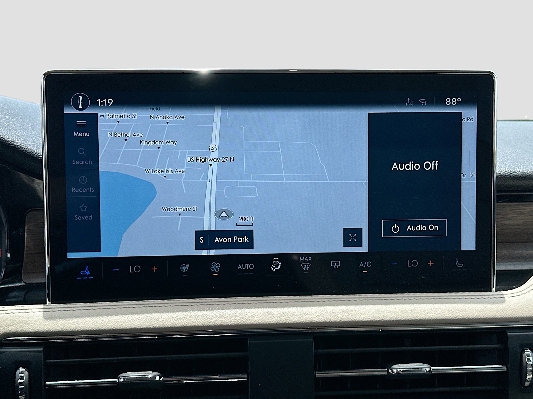Used 2025 Lincoln Corsair Reserve FWD image 13