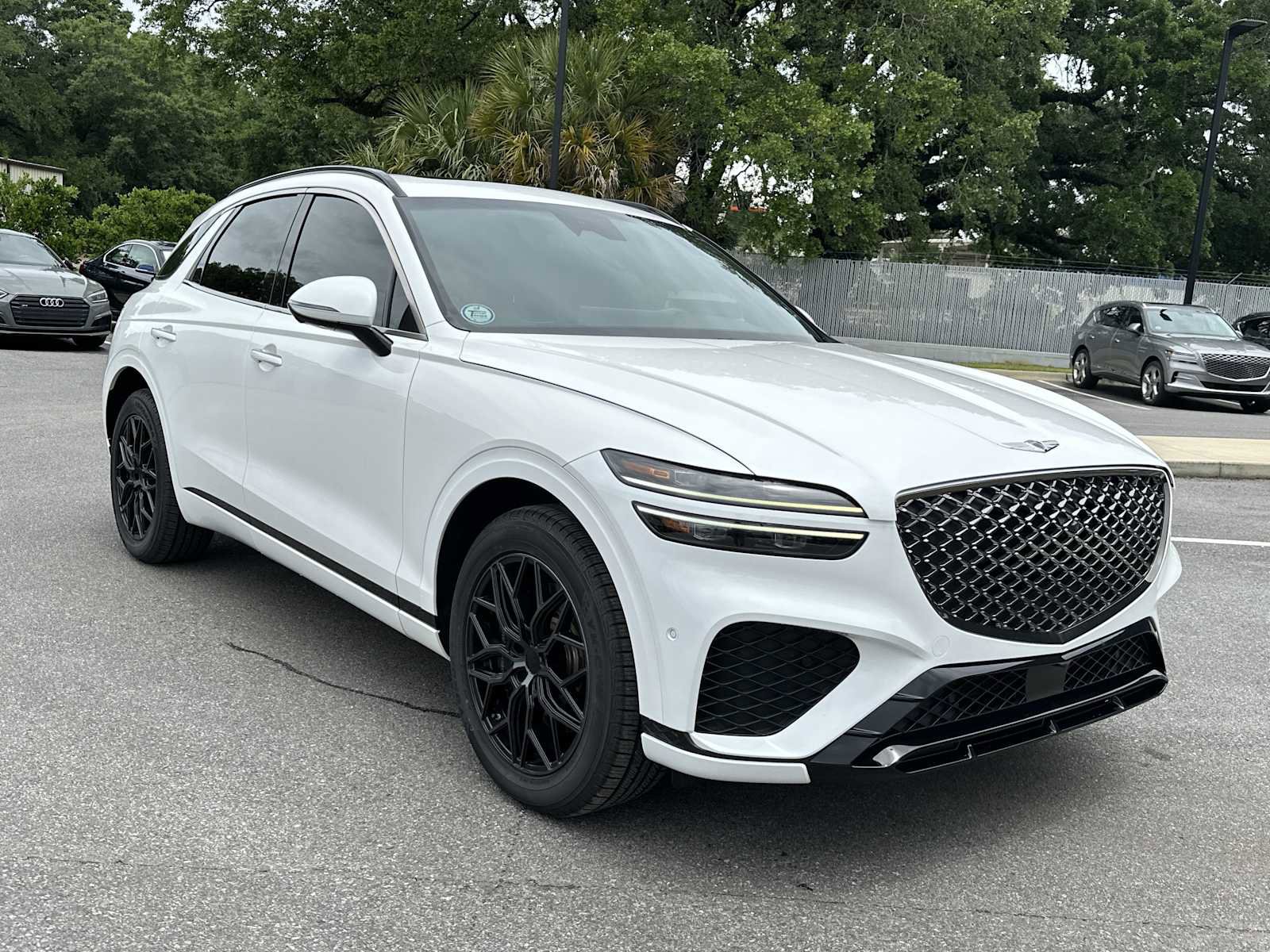 Used 2022 Genesis GV70 3.5T Sport w/ Sport Advanced Package AWD/4WD image 1