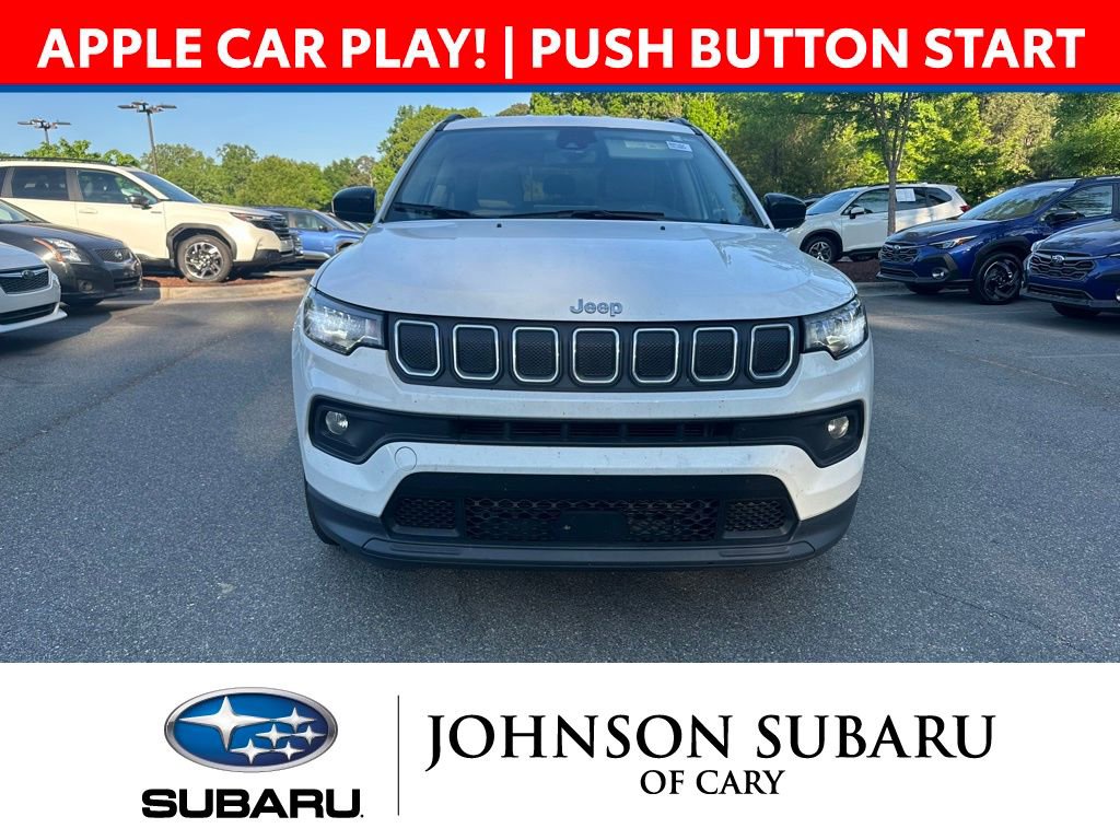 Used 2022 Jeep Compass Latitude image 2