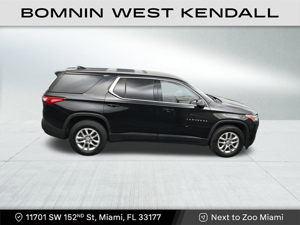 Used 2020 Chevrolet Traverse LS image 17