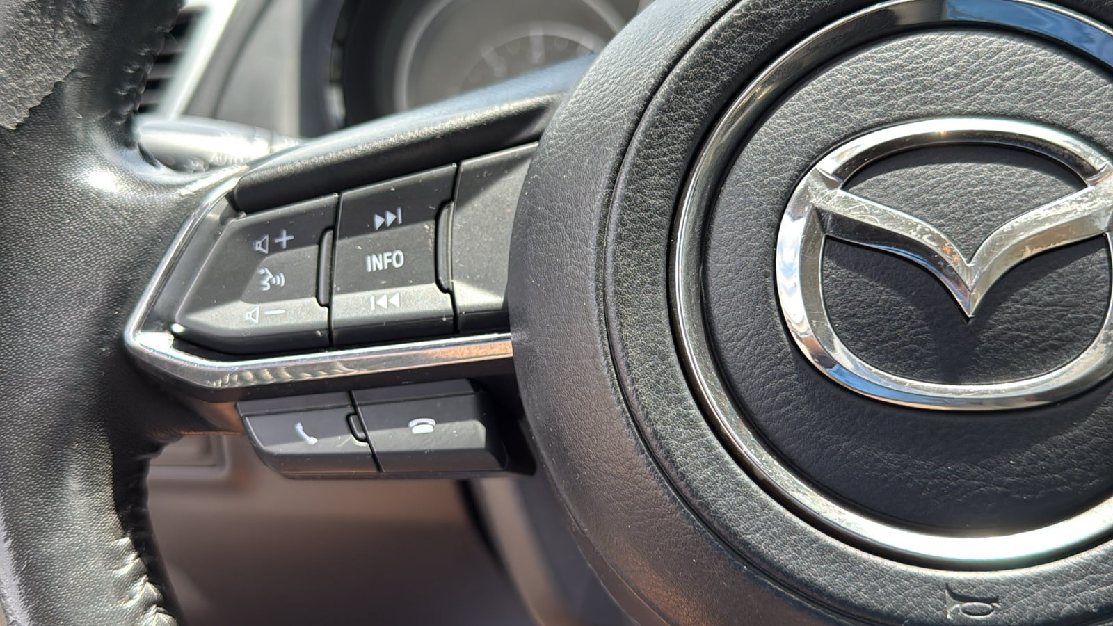 Used 2018 MAZDA CX-9 Touring w/ Touring Premium Package AWD/4WD image 12