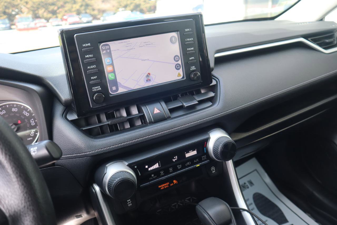 Used 2019 Toyota RAV4 LE w/ All Weather Liner Package AWD/4WD image 62