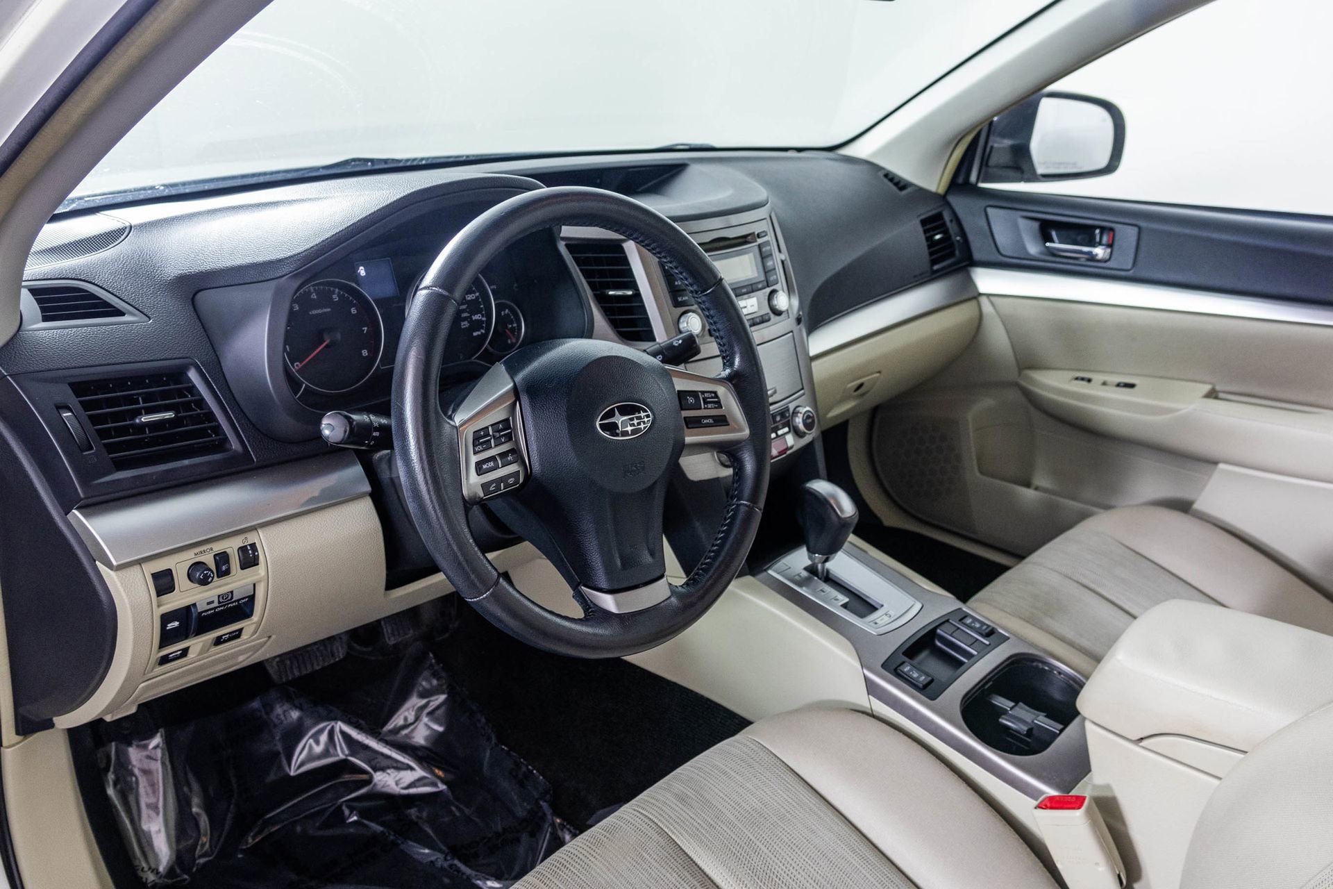 Used 2013 Subaru Legacy 2.5i Premium image 3