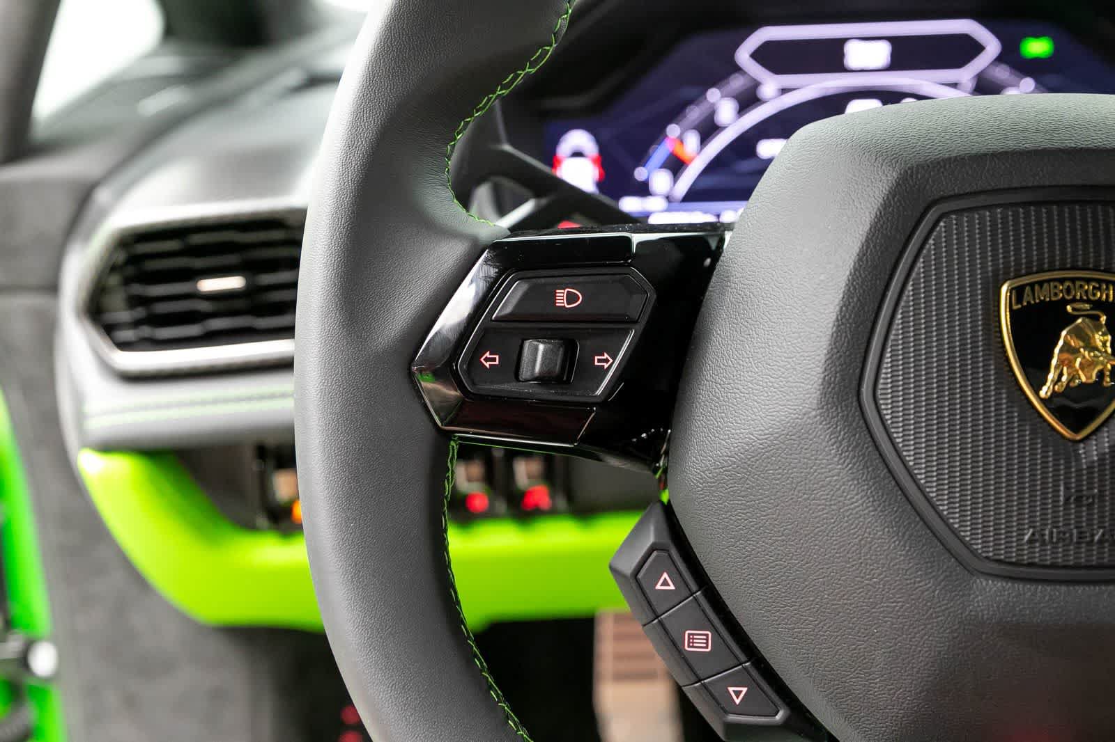 Used 2024 Lamborghini Huracan Tecnica RWD image 27