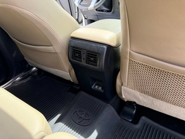 Used 2020 Toyota 4Runner SR5 Premium w/ Moonroof Package AWD/4WD image 23