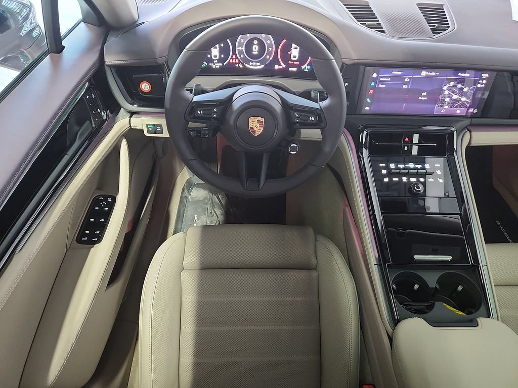 New 2026 Porsche Panamera 4 AWD/4WD image 10