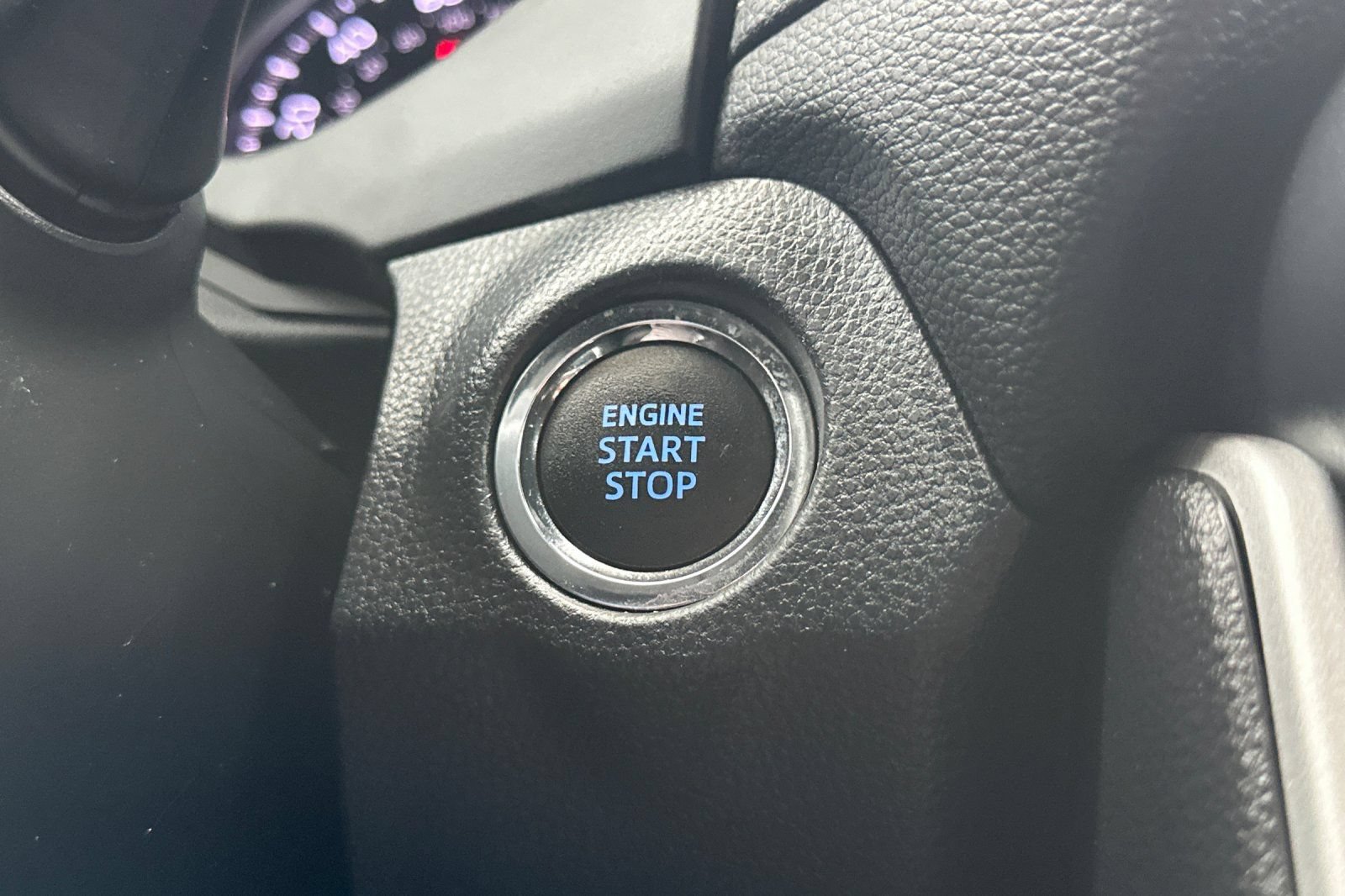Certified 2021 Toyota RAV4 XLE AWD/4WD image 22