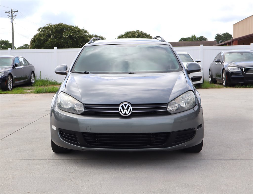 Used 2012 Volkswagen Jetta TDI FWD image 2