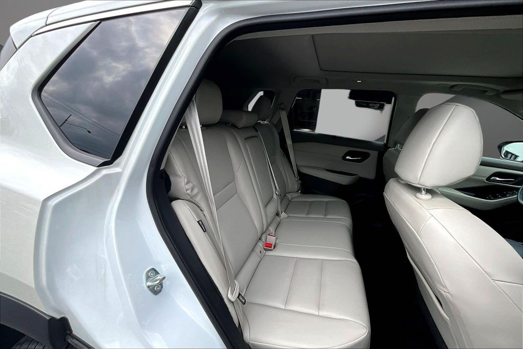 Certified 2023 Nissan Rogue SV w/ SV Premium B Package AWD/4WD image 25