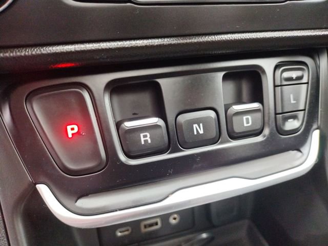 Used 2019 GMC Terrain SLT w/ Preferred Package image 27