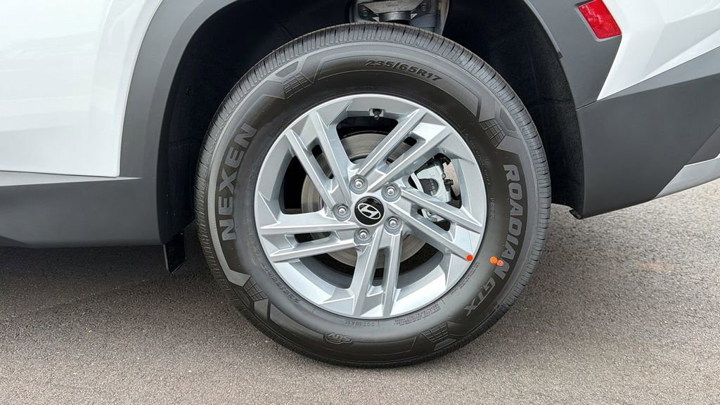 New 2026 Hyundai Tucson SE image 20