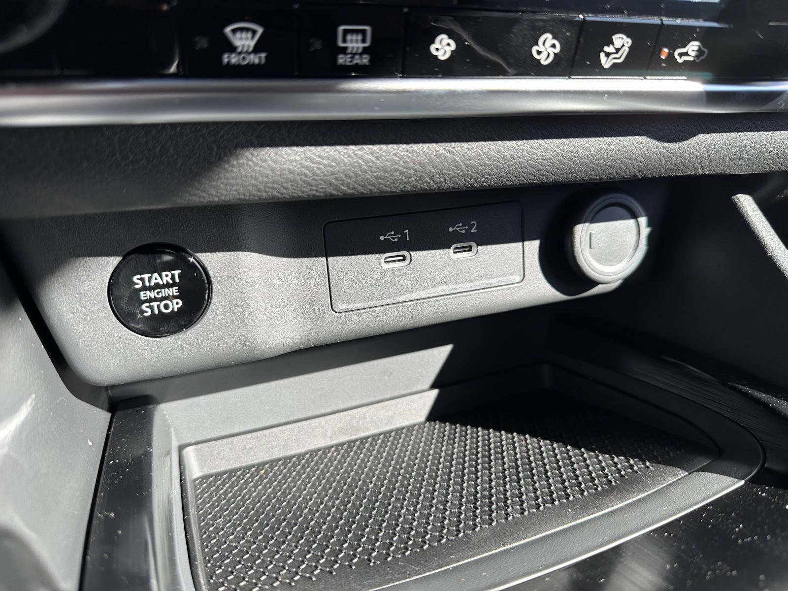 Used 2026 Nissan Rogue SV image 22