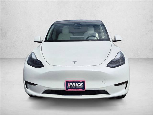 Used 2024 Tesla Model Y Long Range RWD video 2