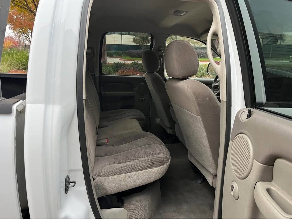 Used 2002 Dodge Ram 1500 Truck 2WD Quad Cab image 2