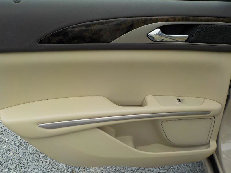 Used 2015 Lincoln MKZ Hybrid w/ Equipment Group 202A Reserve image 17