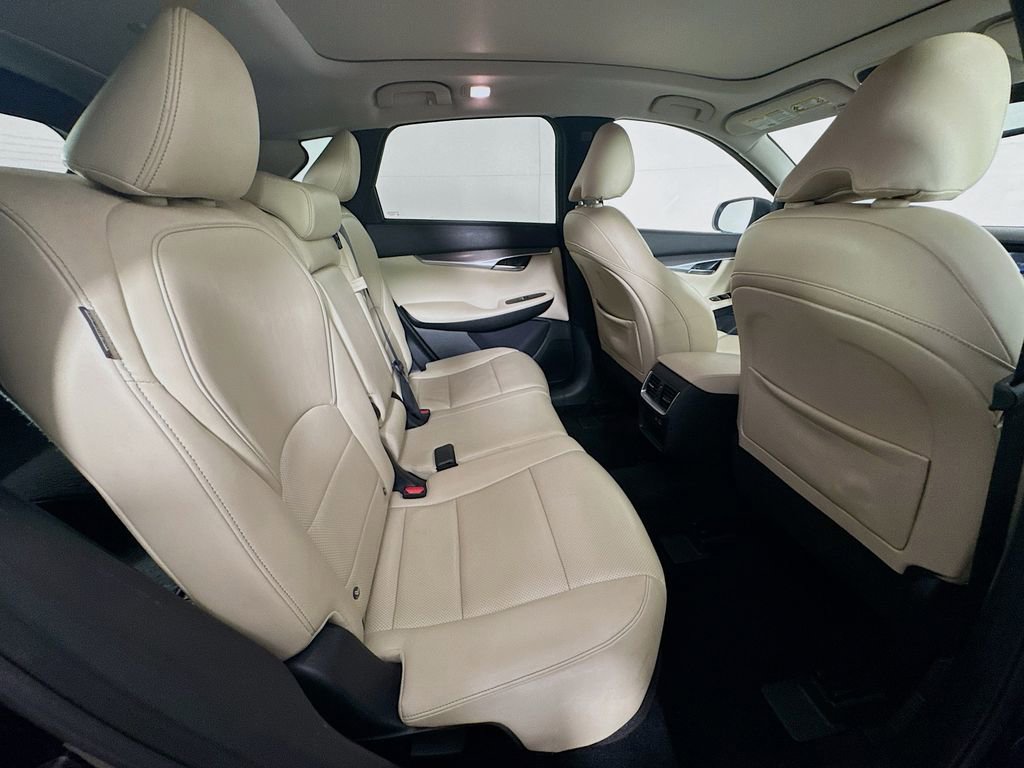 Certified 2022 INFINITI QX50 Luxe image 35