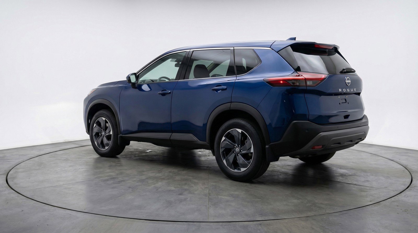 Used 2025 Nissan Rogue SV AWD/4WD image 6