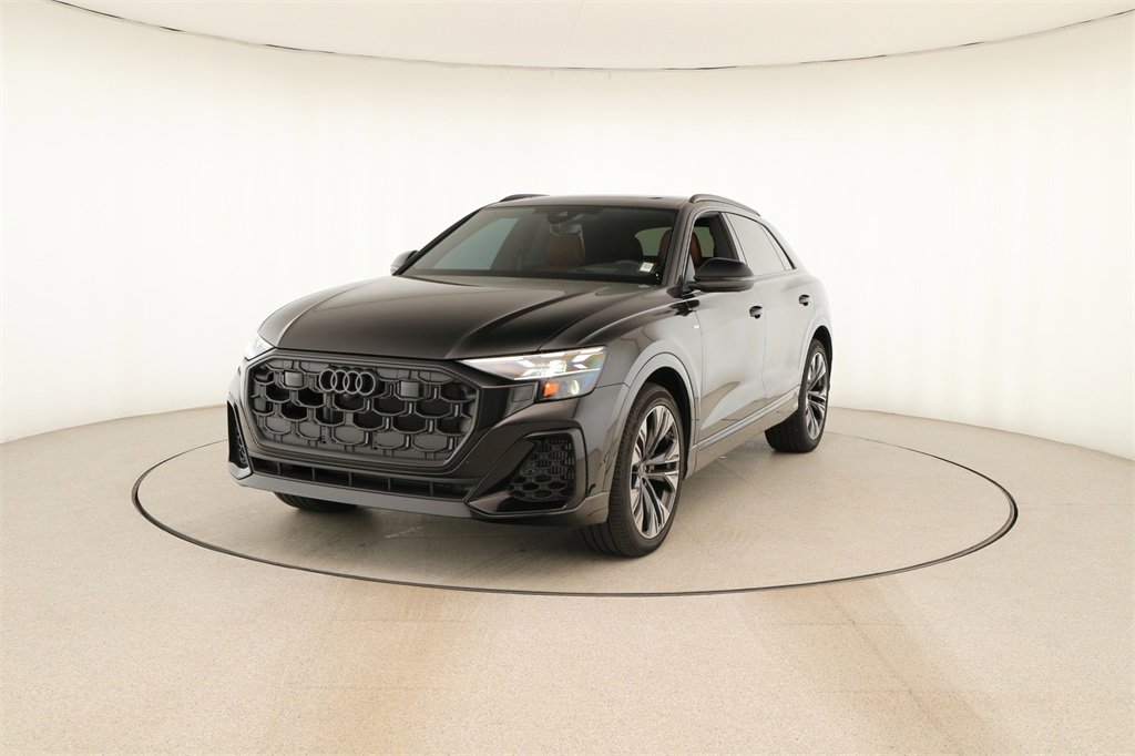 Used 2025 Audi Q8 Prestige w/ Prestige Package image 12
