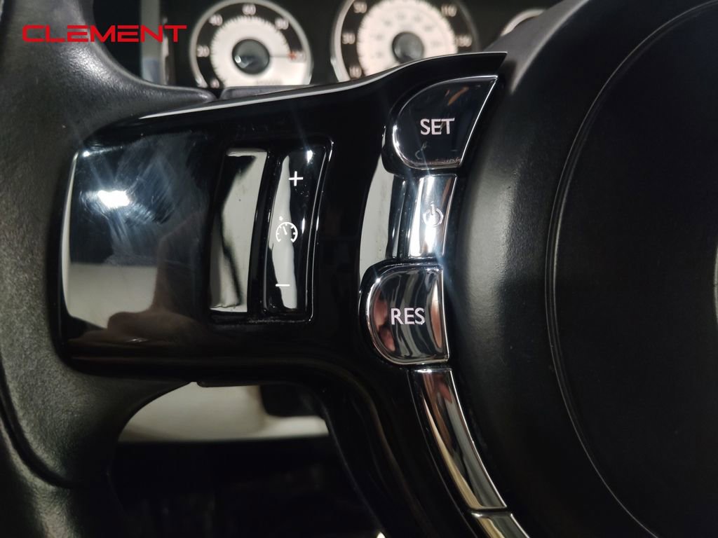 Used 2014 Rolls-Royce Wraith image 12