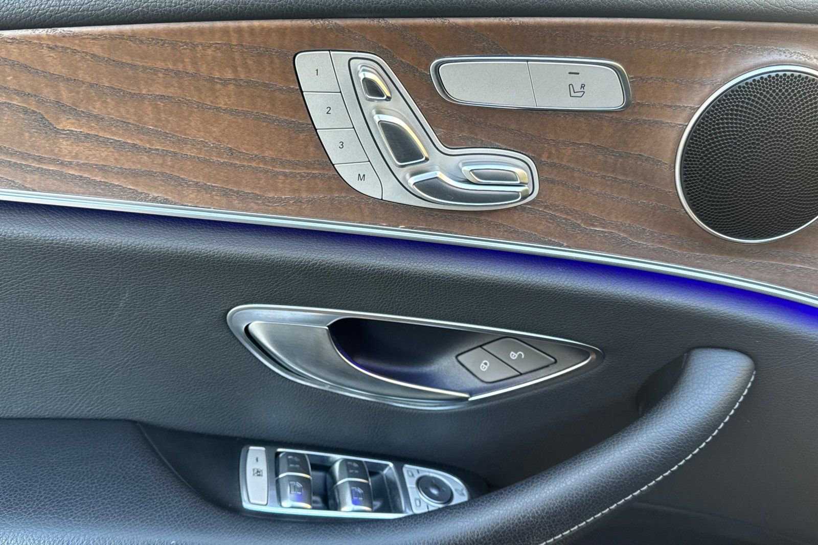 Used 2020 Mercedes-Benz E 350 Sedan image 10