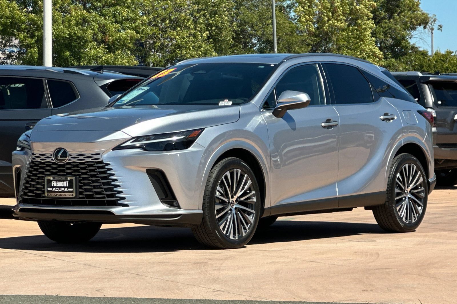 Used 2023 Lexus RX 350 Premium Plus w/ Cold Area Package FWD image 8