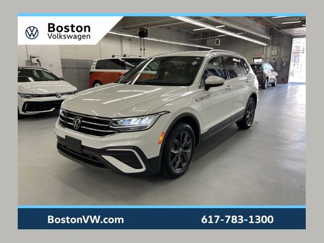 Certified 2023 Volkswagen Tiguan SE AWD/4WD image 1