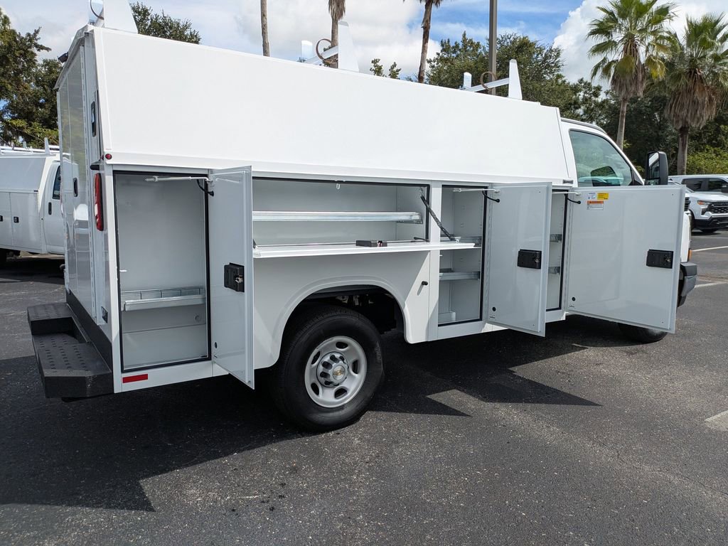 New 2025 Chevrolet Express 3500 w/ Power Convenience Package image 13