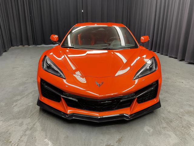 Used 2025 Chevrolet Corvette Z06 image 5