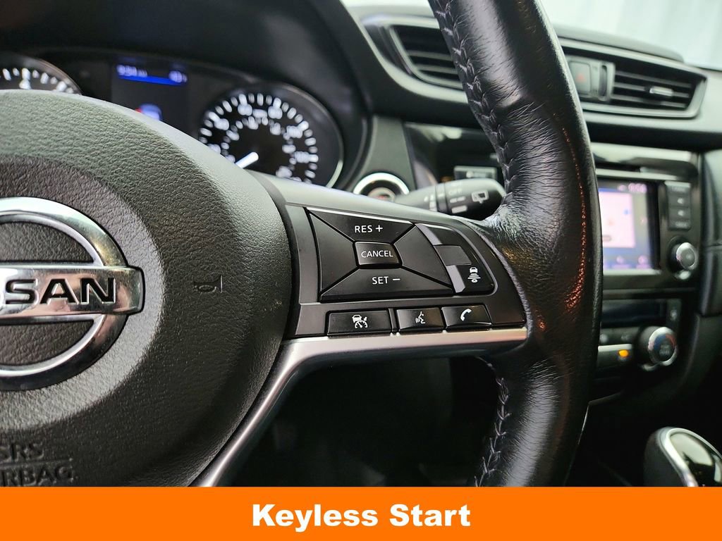 Used 2018 Nissan Rogue SL image 18