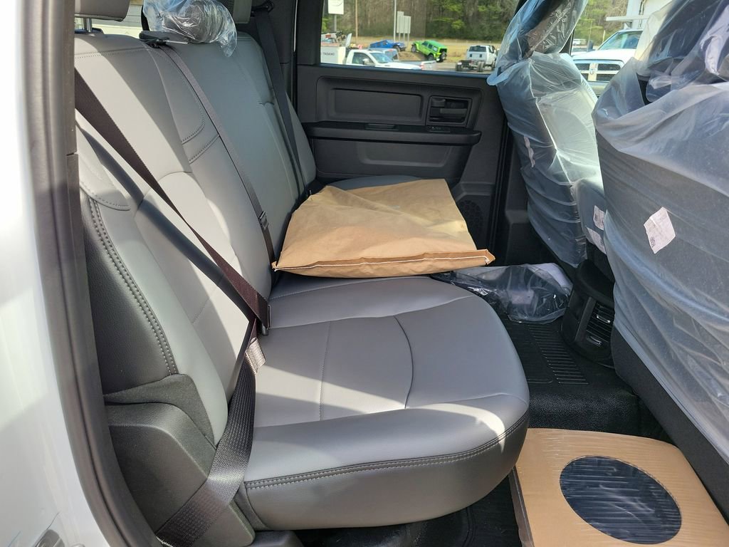 New 2026 RAM 5500 Tradesman w/ Chrome Appearance Group image 40