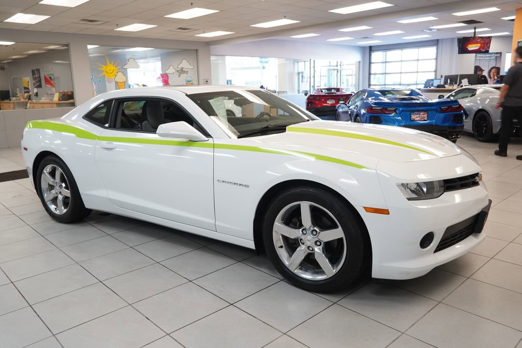 Used 2015 Chevrolet Camaro LT w/ 1LT Preferred Package image 14