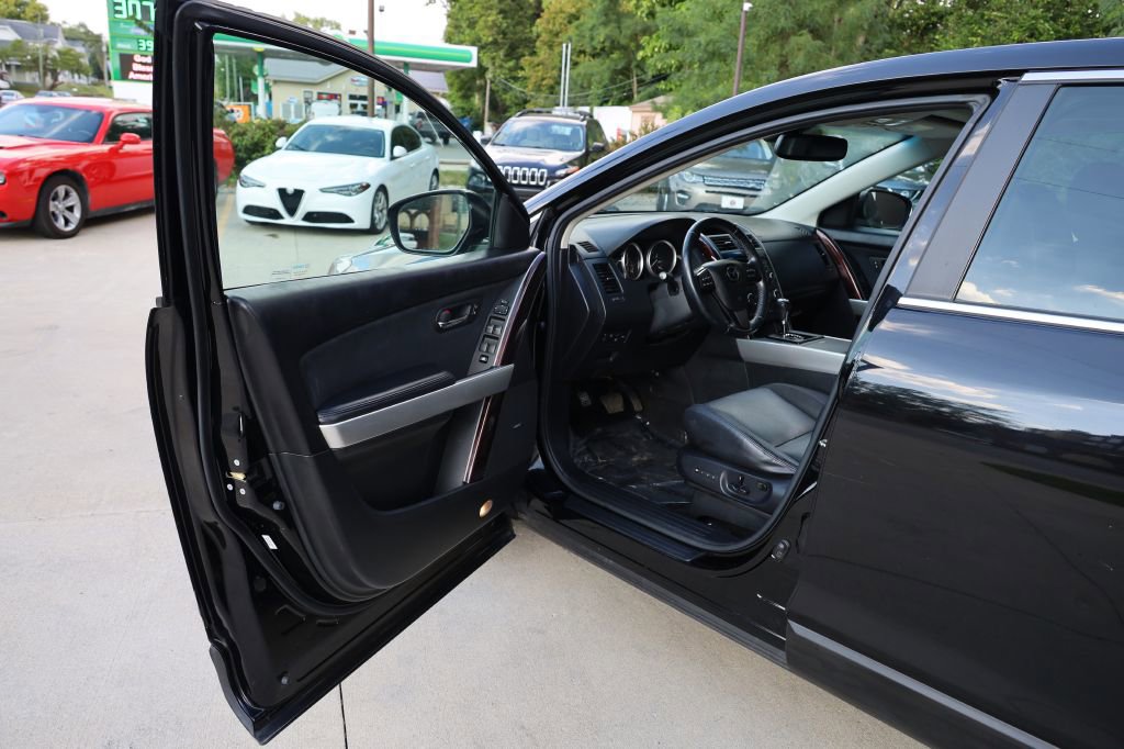 Used 2013 MAZDA CX-9 Grand Touring w/ GT Technology Pkg image 9