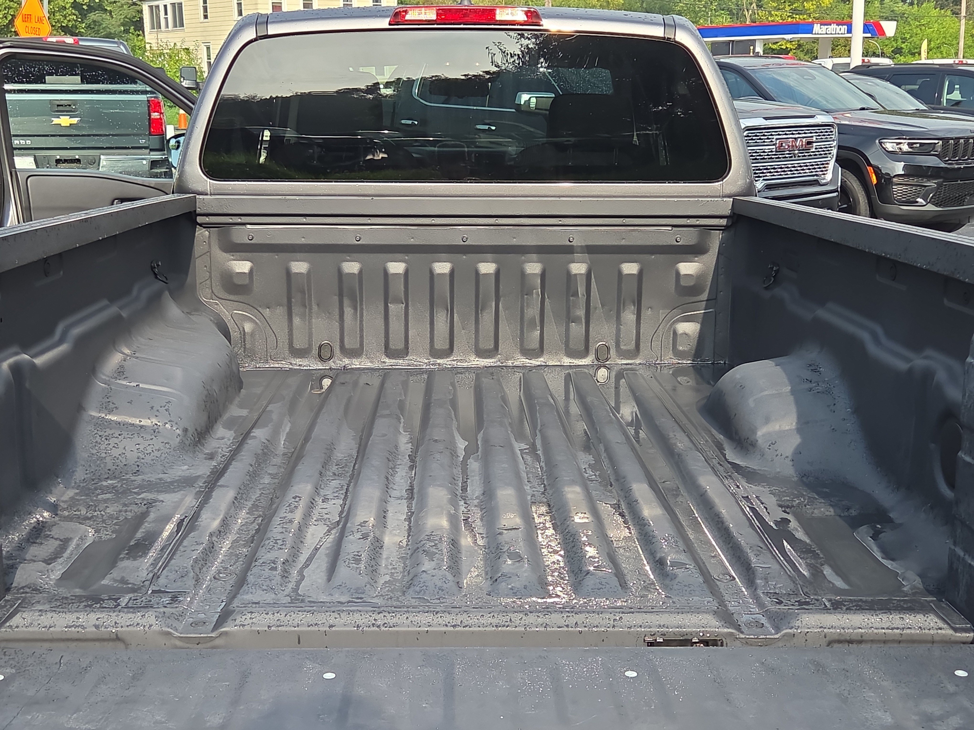 Used 2022 Nissan Frontier S RWD image 28