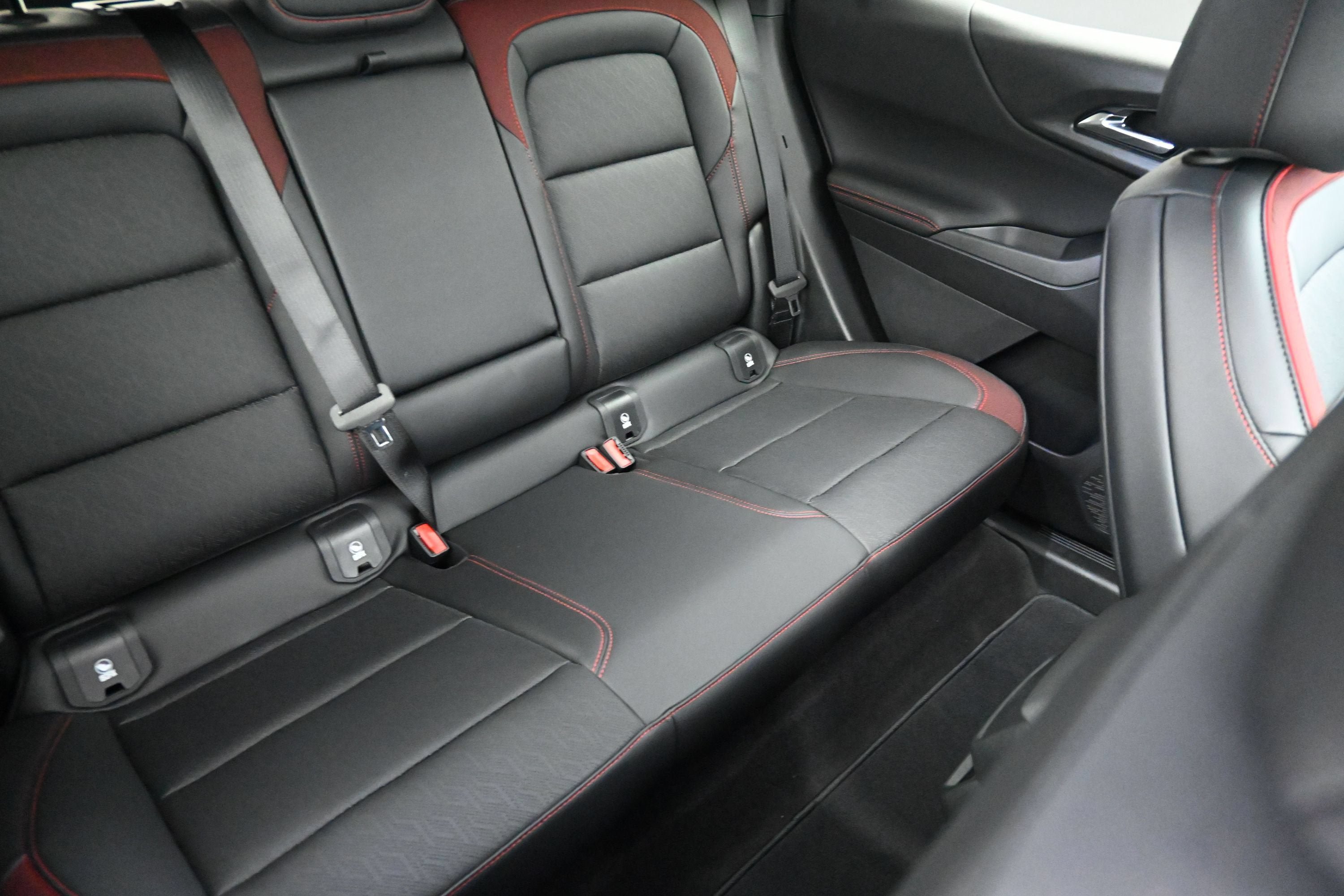 New 2027 Chevrolet Equinox RS AWD/4WD image 32