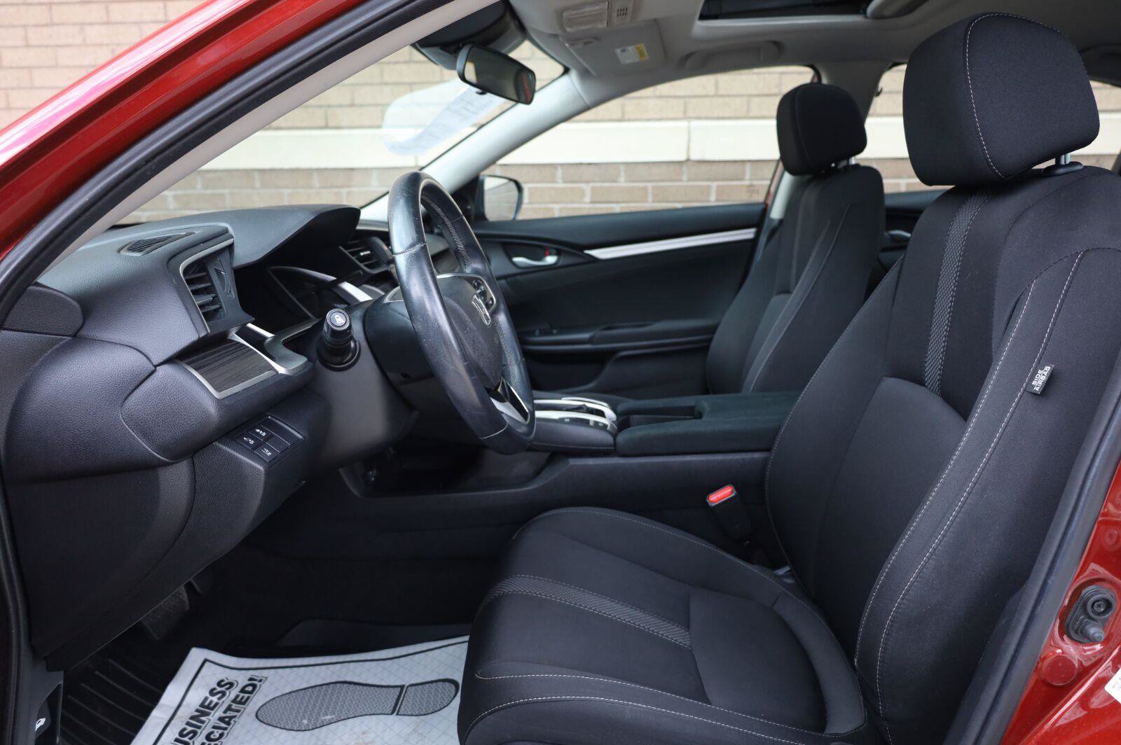Used 2019 Honda Civic EX image 17