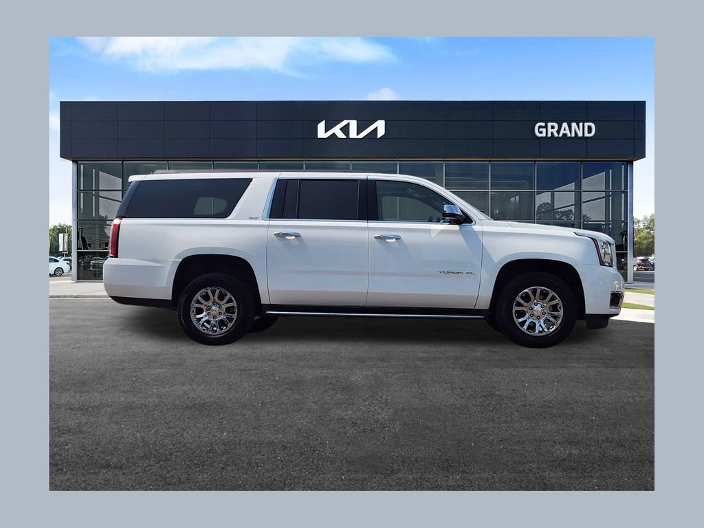 Used 2020 GMC Yukon XL SLT AWD/4WD image 1