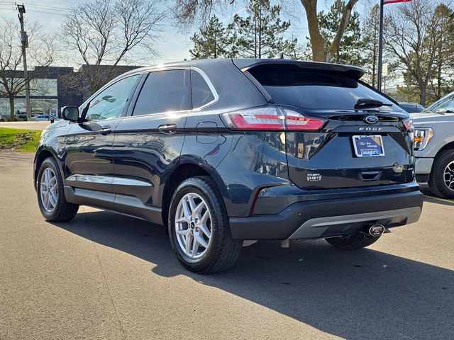 Certified 2024 Ford Edge SEL w/ Convenience Package image 3