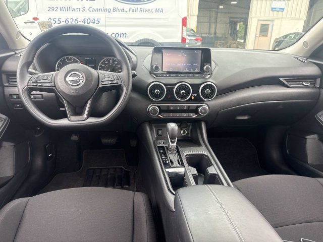 Used 2025 Nissan Sentra S FWD image 13