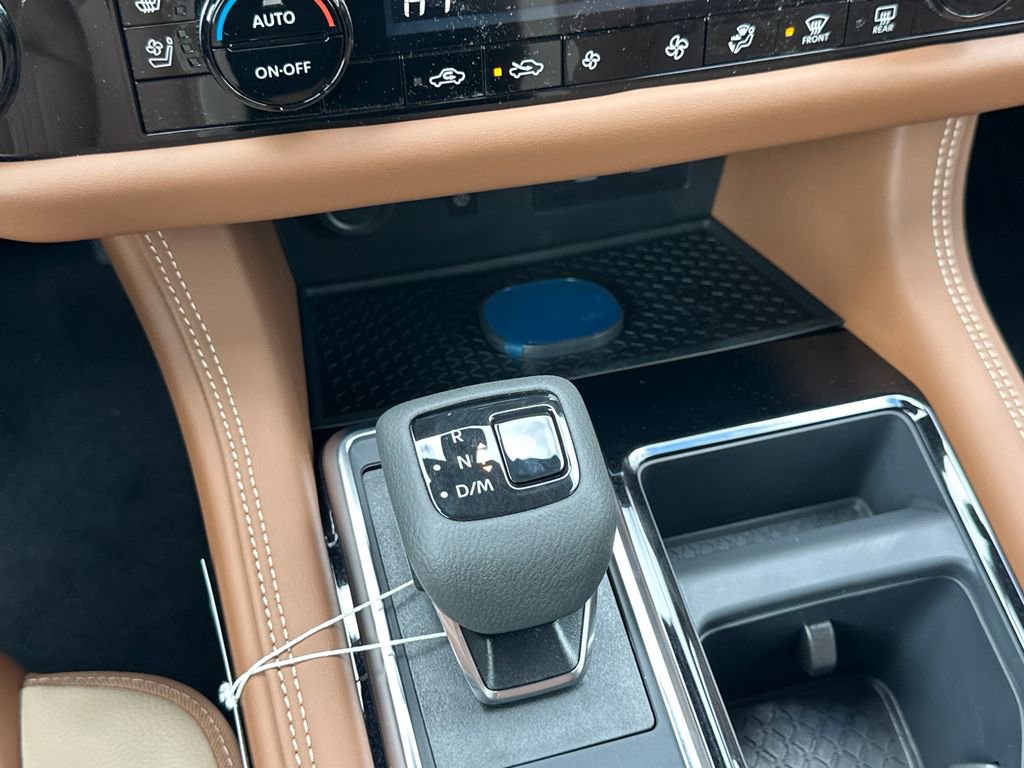 New 2026 Nissan Pathfinder Platinum AWD/4WD image 28