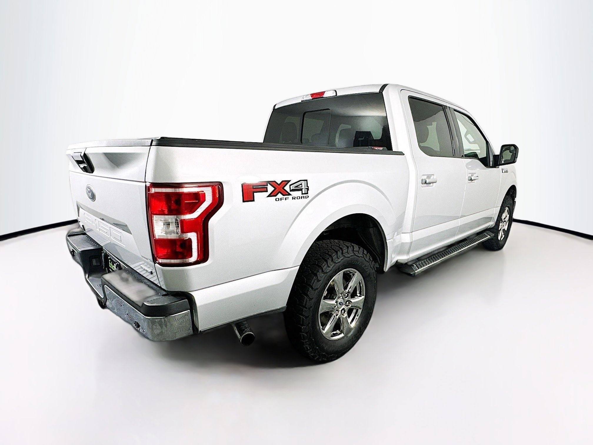 Used 2019 Ford F150 XLT w/ Equipment Group 302A Luxury AWD/4WD image 9